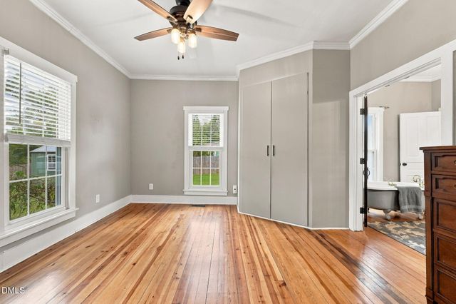 1406 E Main Street, Graham, NC 27253