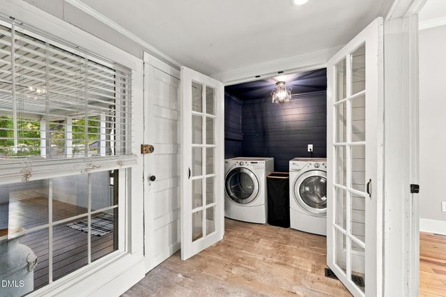 1406 E Main Street, Graham, NC 27253