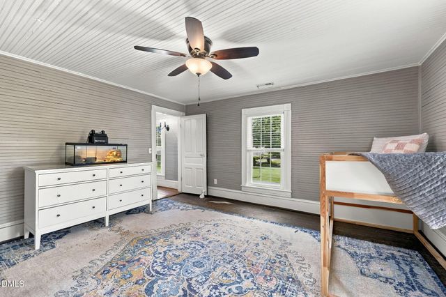 1406 E Main Street, Graham, NC 27253