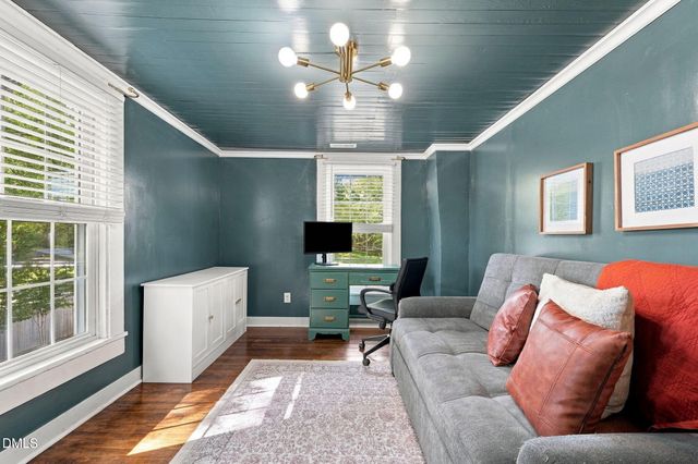 1406 E Main Street, Graham, NC 27253