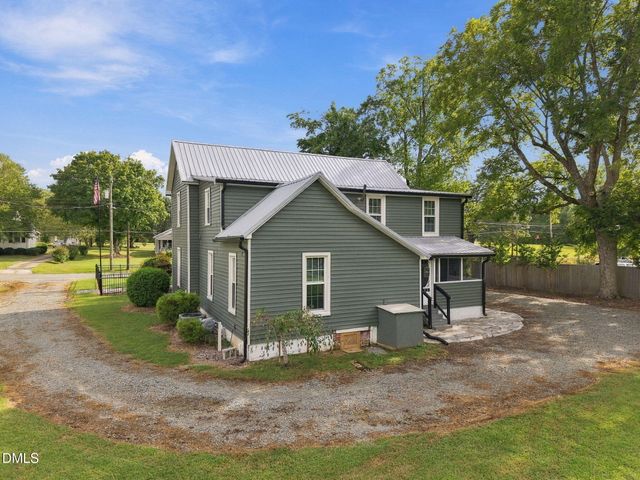1406 E Main Street, Graham, NC 27253