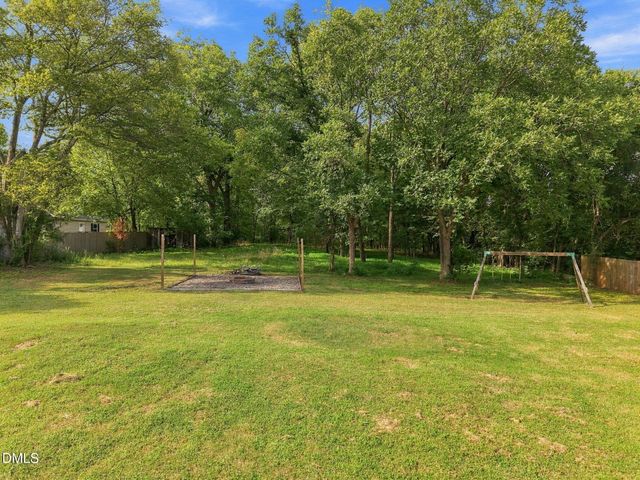 1406 E Main Street, Graham, NC 27253