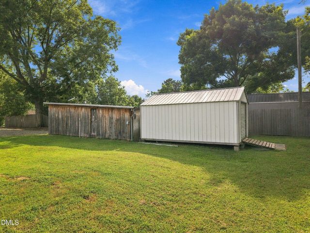 1406 E Main Street, Graham, NC 27253