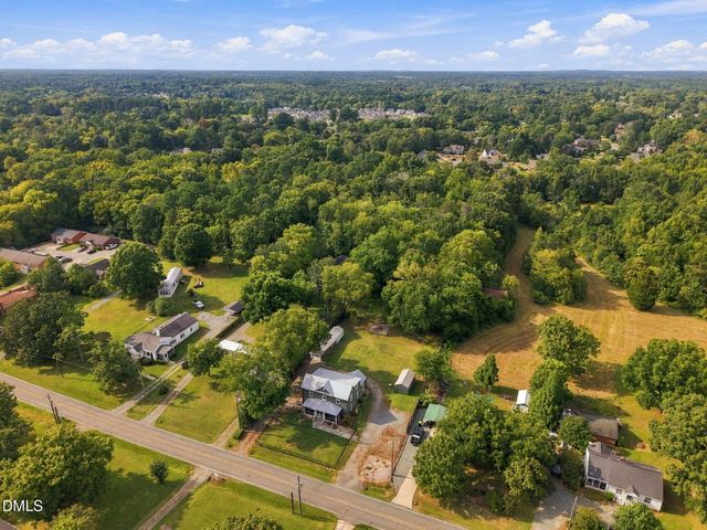 1406 E Main Street, Graham, NC 27253