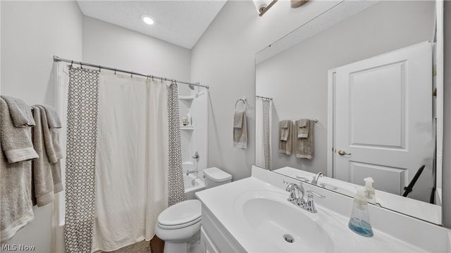 5648 Coverdale Way, Medina, OH 44256