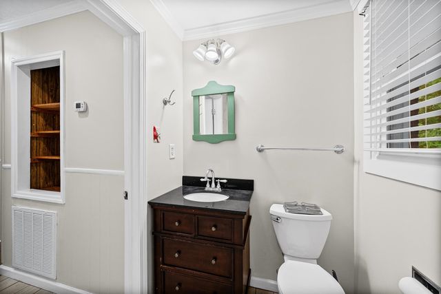 17 Eisenhower Drive, Greenville, SC 29607