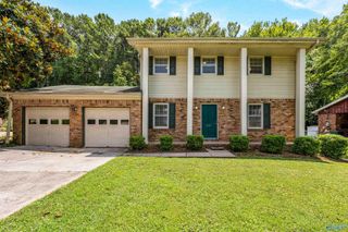 3417 Darlene Circle NW, Huntsville, AL 35810