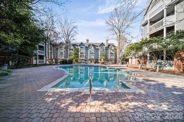 517 N Graham Street 2F, Charlotte, NC 28202