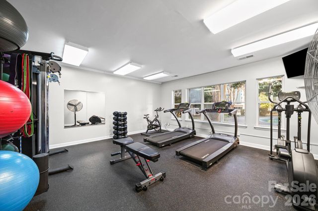 517 N Graham Street 2F, Charlotte, NC 28202