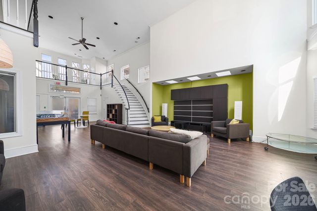 517 N Graham Street 2F, Charlotte, NC 28202