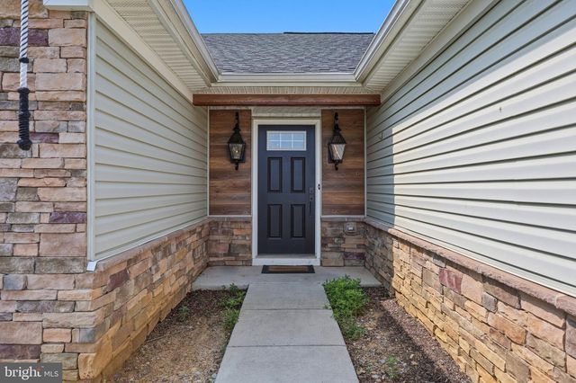 301 RUSHBROOK RD, Martinsburg, WV 25403