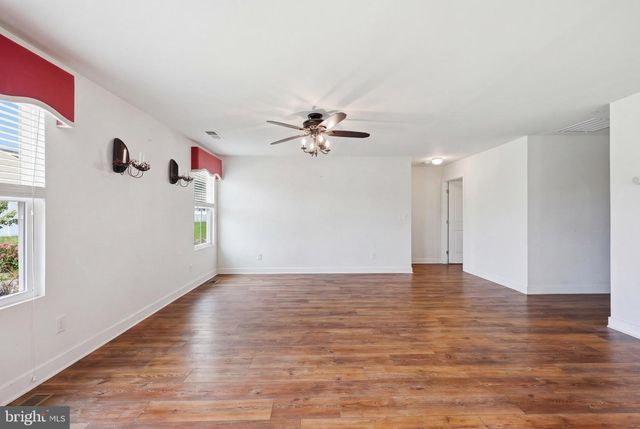 301 RUSHBROOK RD, Martinsburg, WV 25403