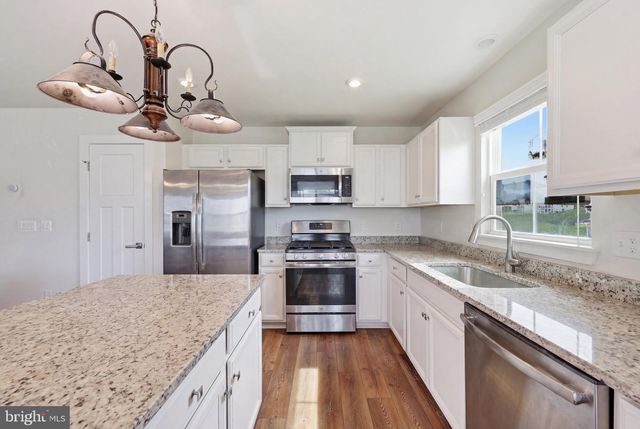 301 RUSHBROOK RD, Martinsburg, WV 25403
