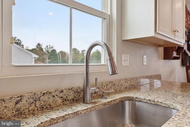 301 RUSHBROOK RD, Martinsburg, WV 25403