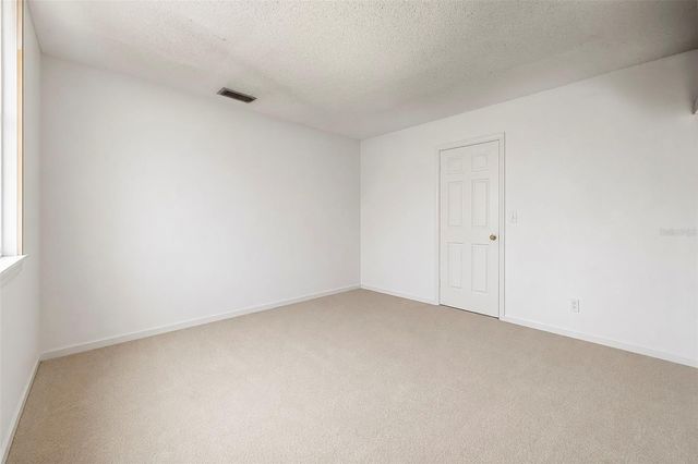 6720 BAY SHORE DRIVE, St Cloud, FL 34771