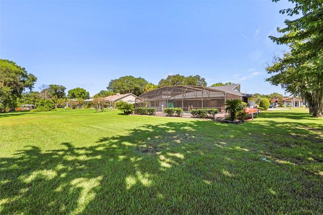 6720 BAY SHORE DRIVE, St Cloud, FL 34771