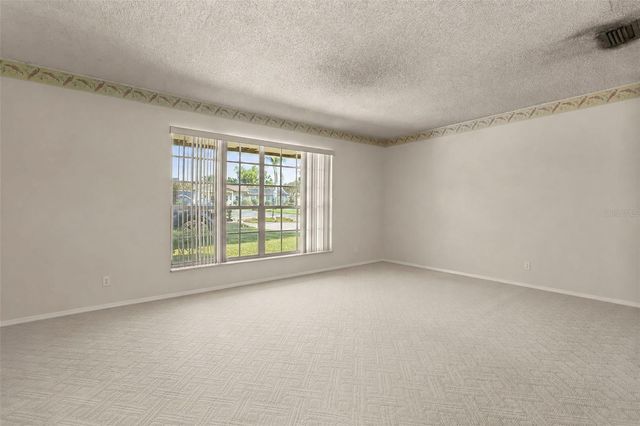 6720 BAY SHORE DRIVE, St Cloud, FL 34771
