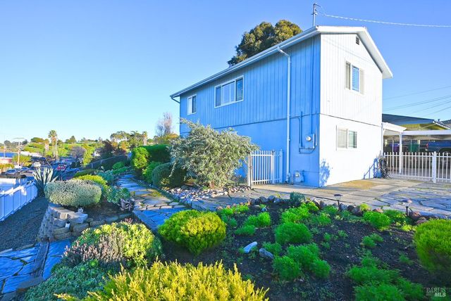 465 Linda Dr, San Pablo, CA 94806