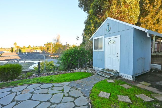 465 Linda Dr, San Pablo, CA 94806