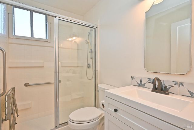 465 Linda Dr, San Pablo, CA 94806