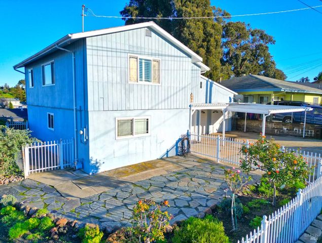 465 Linda Dr, San Pablo, CA 94806