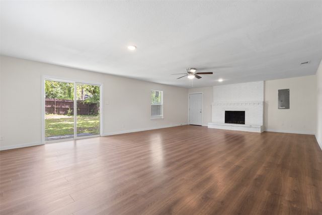 431 W Texas Street, Denison, TX 75020