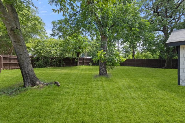 431 W Texas Street, Denison, TX 75020