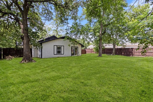 431 W Texas Street, Denison, TX 75020