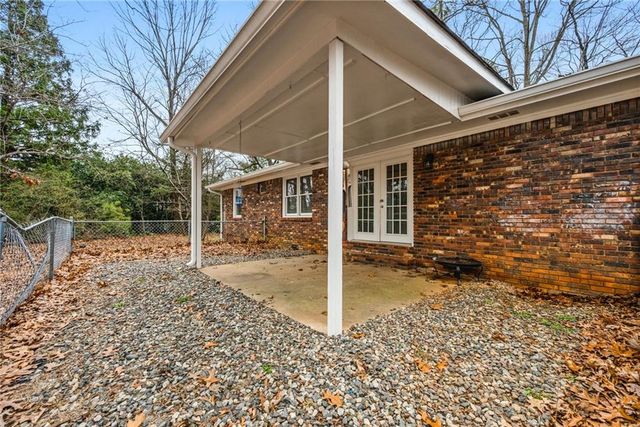 45 Chaffin Road, Roswell, GA 30075