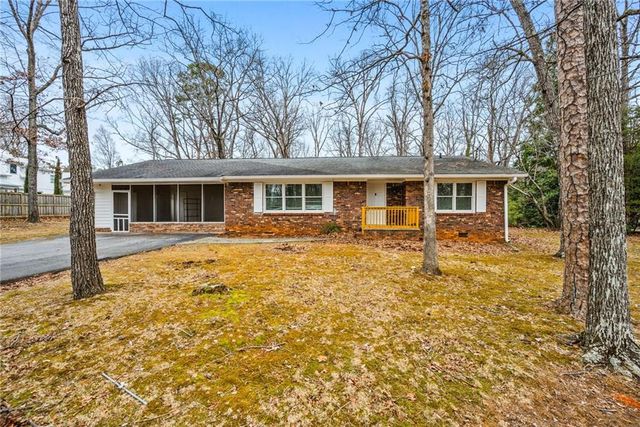 45 Chaffin Road, Roswell, GA 30075