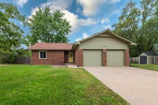 1847 Terry Ln, Andover, KS 67002
