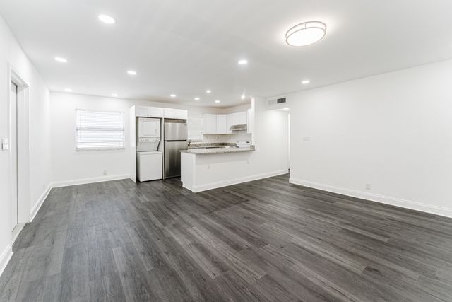 233 Brittany F, Delray Beach, FL 33446