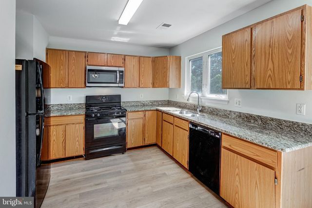 6489 MCCOY RD, Centreville, VA 20121