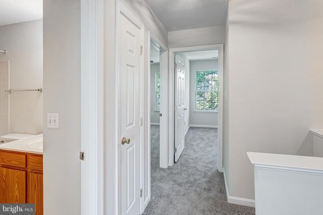 6489 MCCOY RD, Centreville, VA 20121