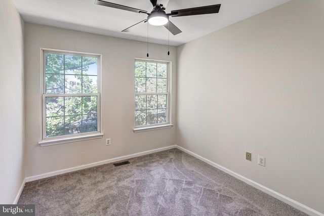 6489 MCCOY RD, Centreville, VA 20121