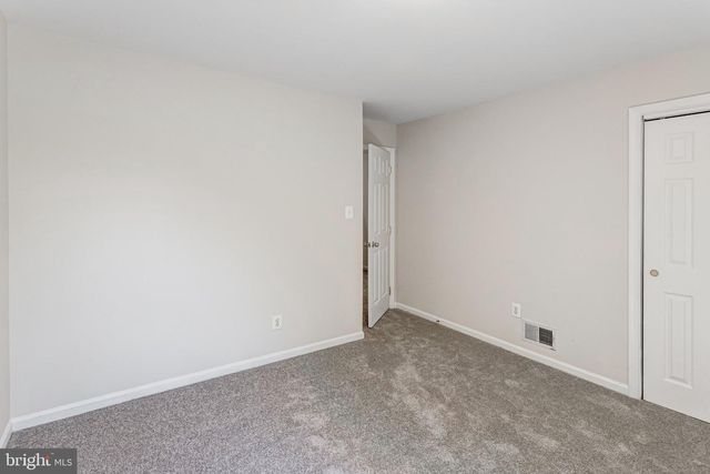 6489 MCCOY RD, Centreville, VA 20121