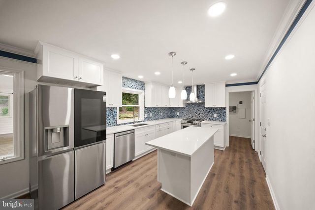 6511 COMMONWEALTH CT, Manassas, VA 20112