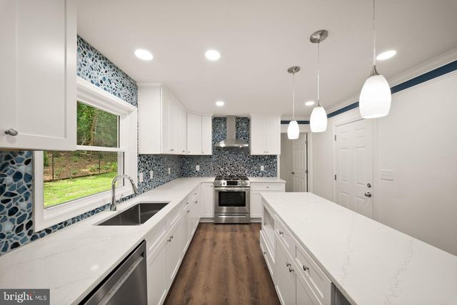 6511 COMMONWEALTH CT, Manassas, VA 20112