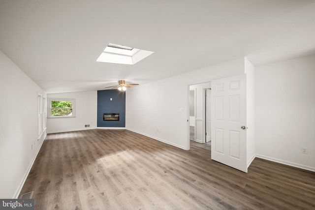 6511 COMMONWEALTH CT, Manassas, VA 20112