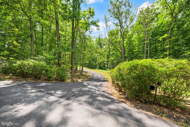 6511 COMMONWEALTH CT, Manassas, VA 20112