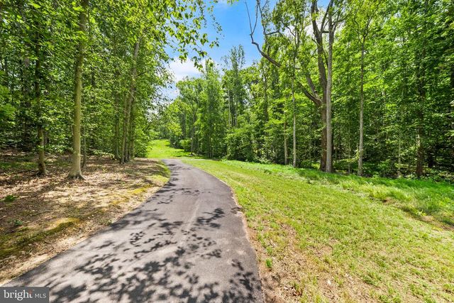 6511 COMMONWEALTH CT, Manassas, VA 20112
