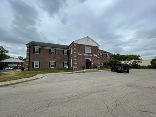 1 AMERICAN Way 2E, Elgin, IL 60120