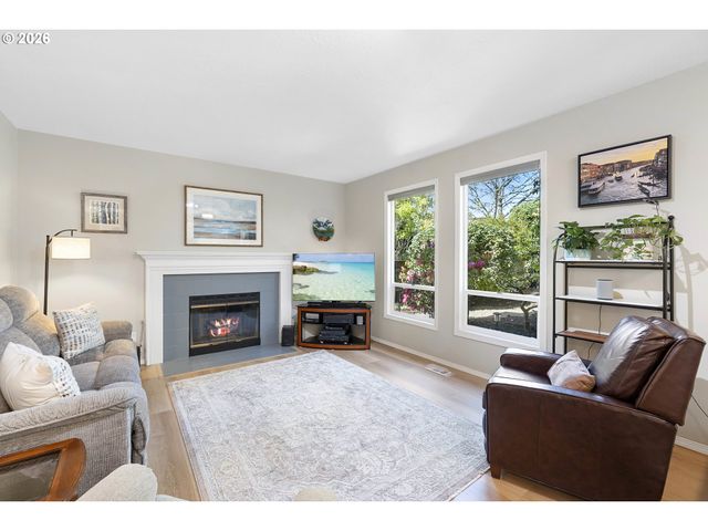 12207 Sw MILLVIEW Ct, Tigard, OR 97223