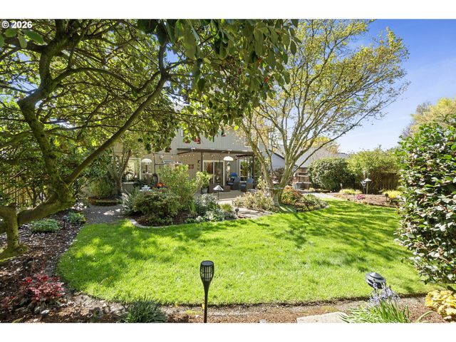 12207 Sw MILLVIEW Ct, Tigard, OR 97223