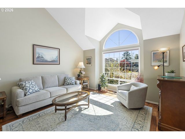 12207 Sw MILLVIEW Ct, Tigard, OR 97223