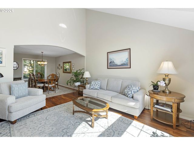 12207 Sw MILLVIEW Ct, Tigard, OR 97223