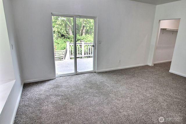 22512 SE 218th Street, Maple Valley, WA 98038