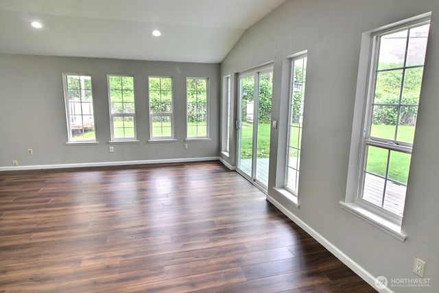 22512 SE 218th Street, Maple Valley, WA 98038