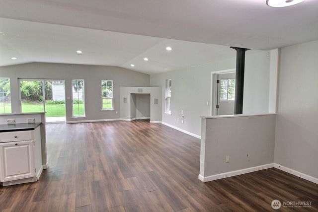 22512 SE 218th Street, Maple Valley, WA 98038