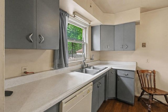 612 Greenlawn Street, Ypsilanti Twp, MI 48198